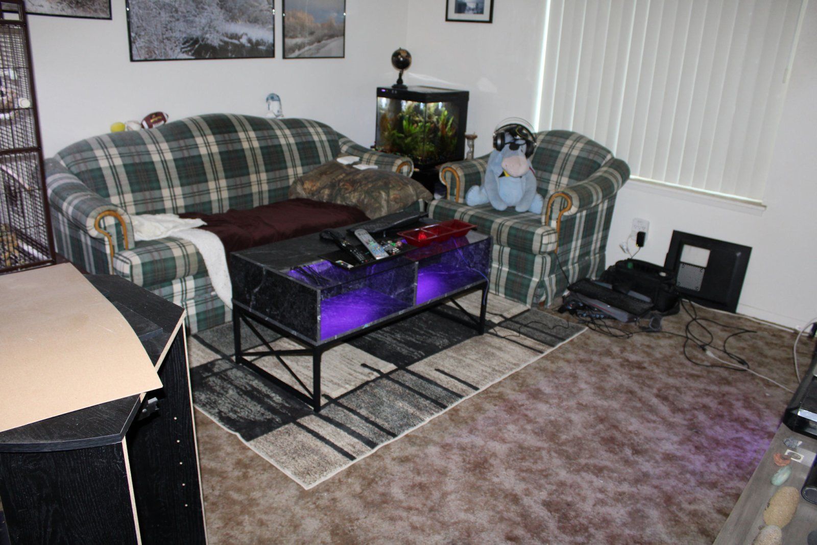 new-new rug and table-small.JPG