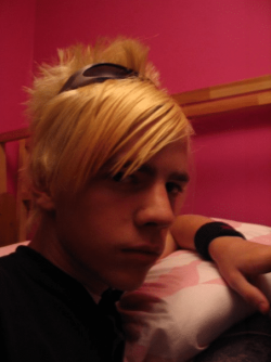 Younger emo me.png