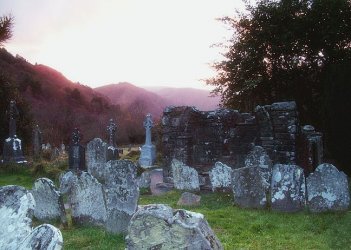 Glendalough0002.jpg