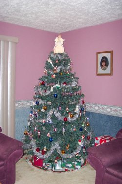 Christmas_Tree.jpg