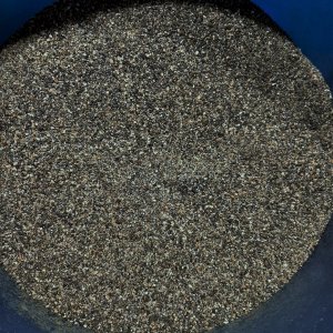 Quikrete grey Play Sand in bucket dry.jpg