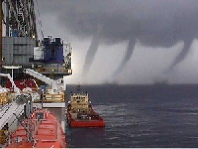 Waterspout.jpg